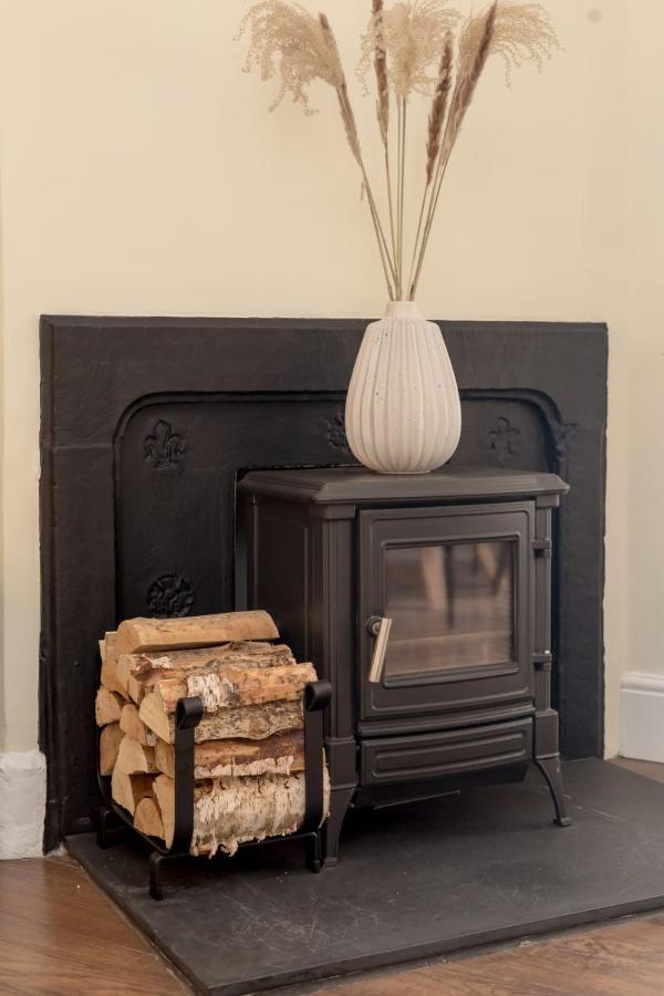 Guestready - Elegant 2Br Period Flat In Oldtown Apartment Edinburgh Bagian luar foto