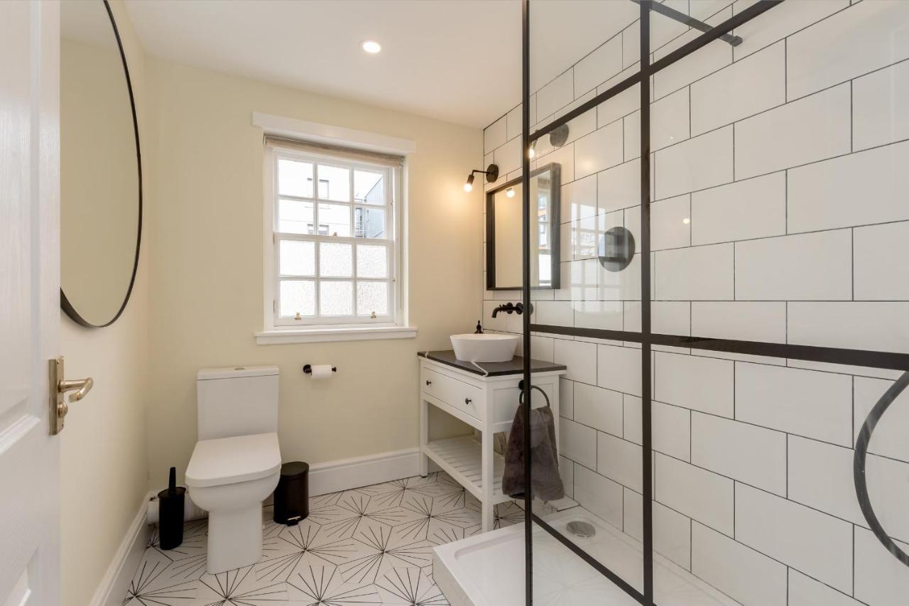 Guestready - Elegant 2Br Period Flat In Oldtown Apartment Edinburgh Bagian luar foto
